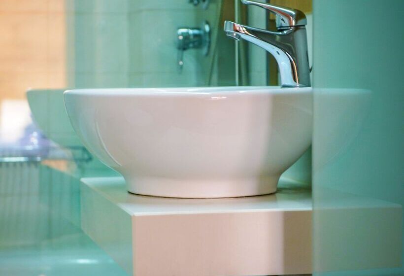 Люкс с гидромассажем, Elmi Beach Hotel & Suites