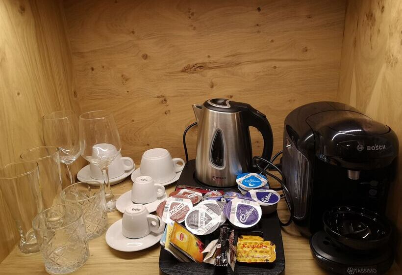 Люкс с гидромассажем, Elmi Beach Hotel & Suites