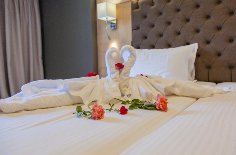 Люкс, Elmi Beach Hotel & Suites