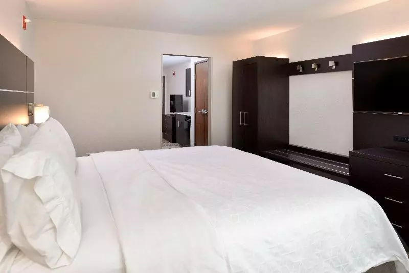エクゼクティブルーム, Holiday Inn Express & Suites Pueblo, An Ihg