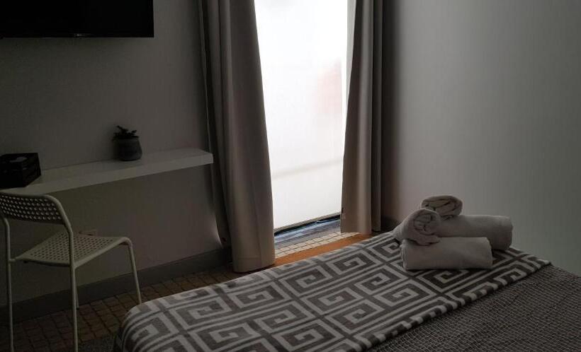 스탠다드 룸, Leao De Ouro