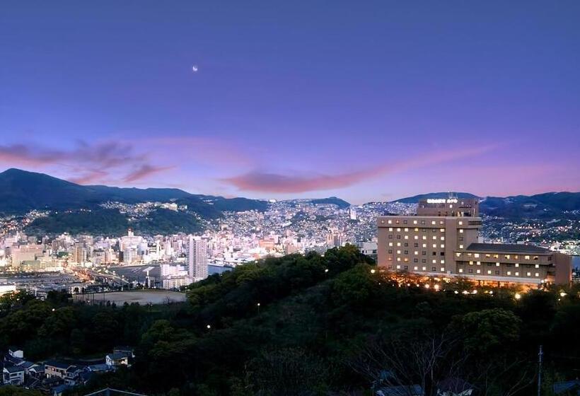 استوديو سوبيريور مطل على البحر, Inasayama Kanko