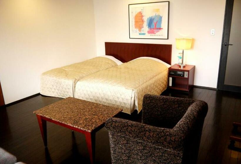 이코노미 룸, The Residential Suites Fukuoka