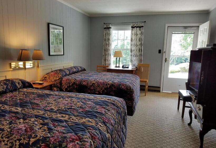 マウンテンビュースタンダードルーム, Roseloe Motel