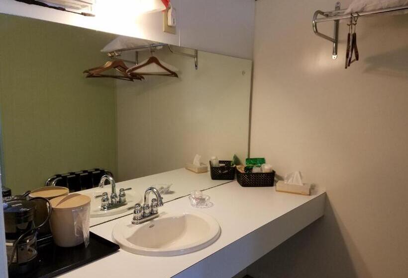 マウンテンビュースタンダードルーム, Roseloe Motel