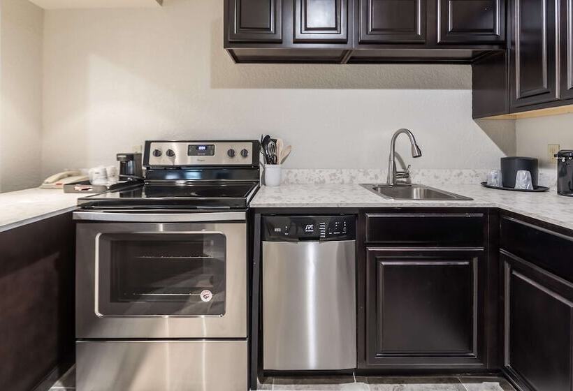 スイート, Best Western Plus Sebastian Hotel & Suites