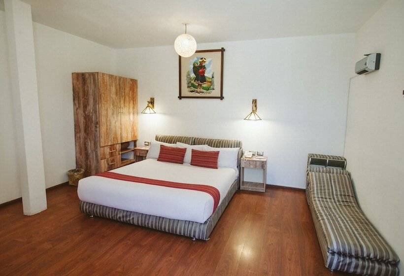 חדר סופריור, Monasterio San Pedro