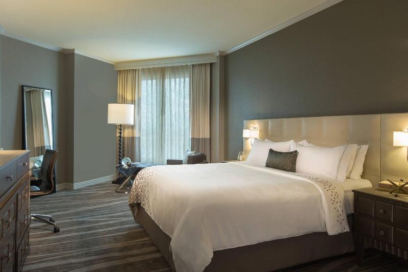 Номер Executive Кровать Кинг, Renaissance Tampa International Plaza