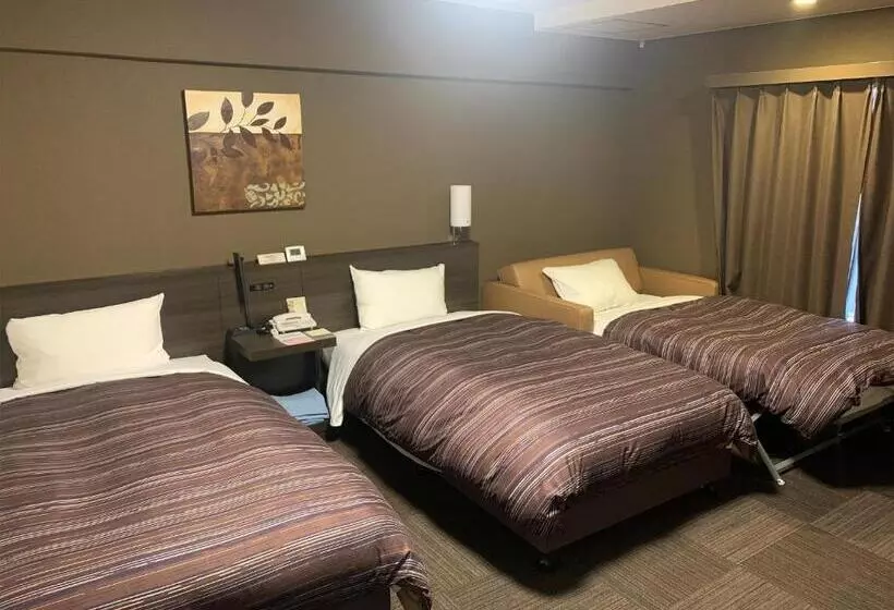 Standard Kolmen Hengen Huone, Route Inn Kumamoto Ekimae