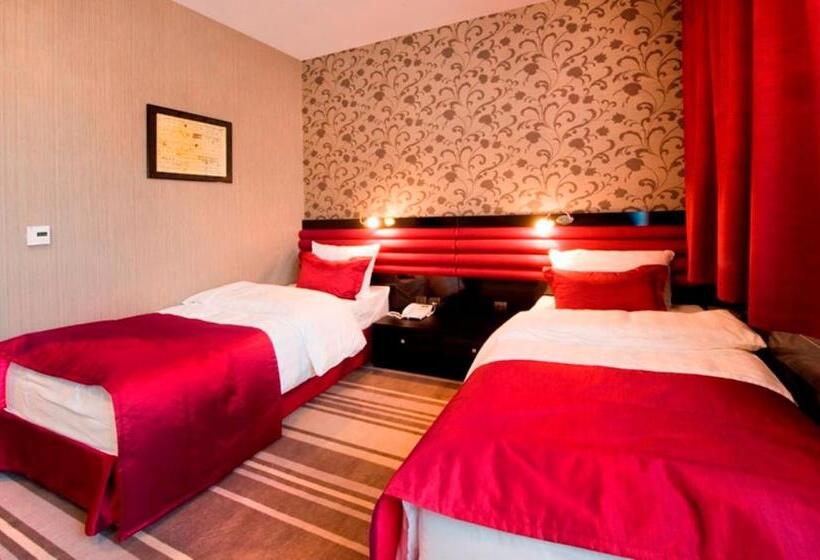 Habitación Estándar, Symfonia Osjaków