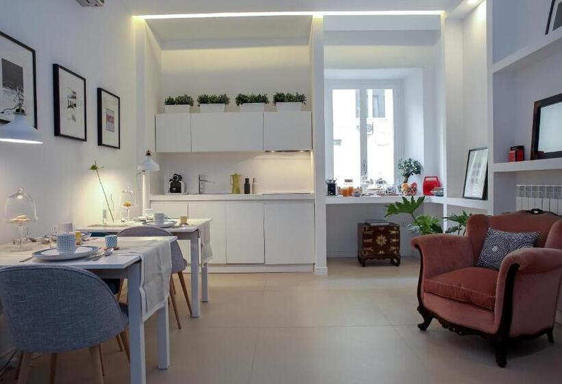 اتاق کلاسیک, Starhost Petit B&b