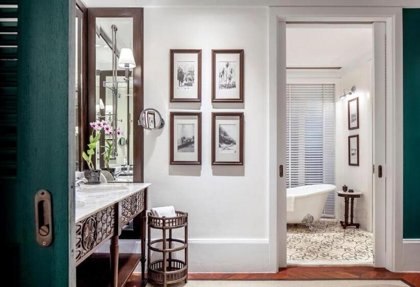 Люкс Кровать Кинг, 137 Pillars House