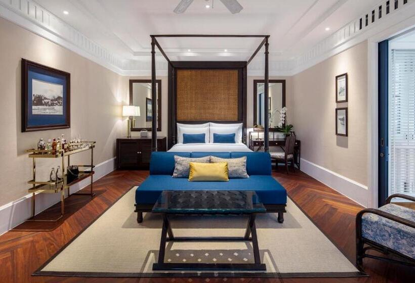 Люкс, 137 Pillars House