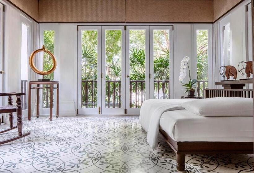 Люкс, 137 Pillars House