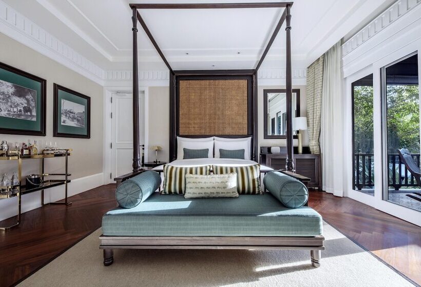 Люкс, 137 Pillars House