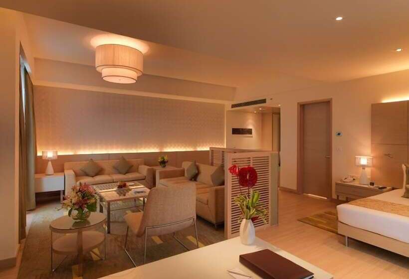 주니어 스위트, Radisson Blu Hotel, Greater Noida