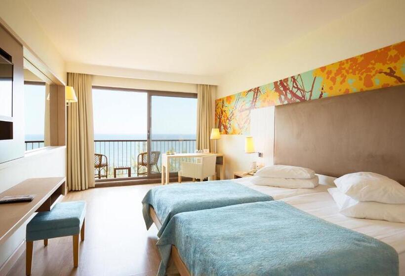 Triple Room Sea View, Robinson Sarigerme Park   All Inclusive