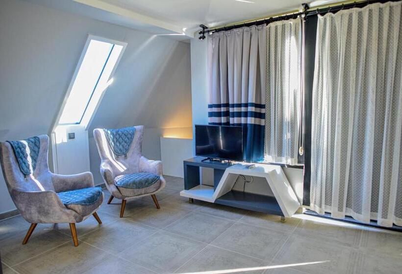 디럭스 룸, Sette Serenity