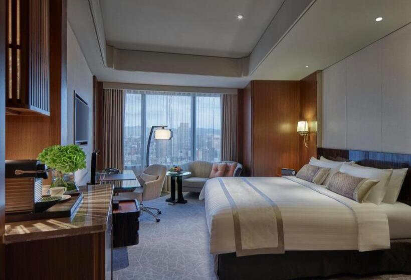 اتاق سوپریور با تخت بزرگ, Shangrila Far Eastern, Taipei