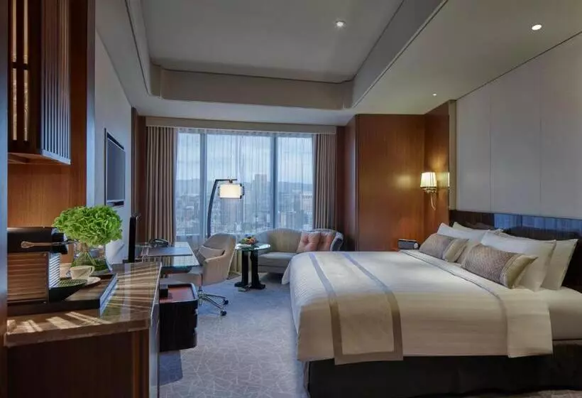 Superior-huone King-vuode, Shangrila Far Eastern, Taipei