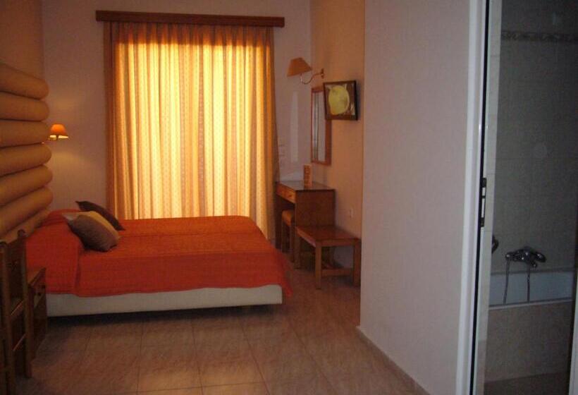 デラックスの４人部屋, Rhodian Rose