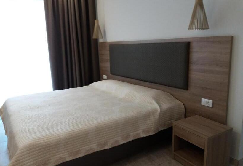 デラックスルーム, Rhodian Rose