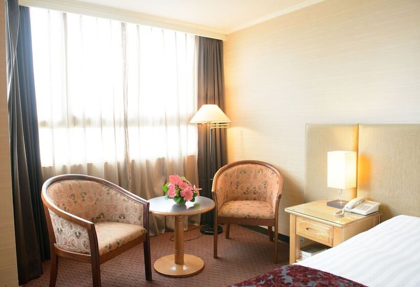Superior Szoba, Golden Tulip Zhong Xin Hotel Taichung