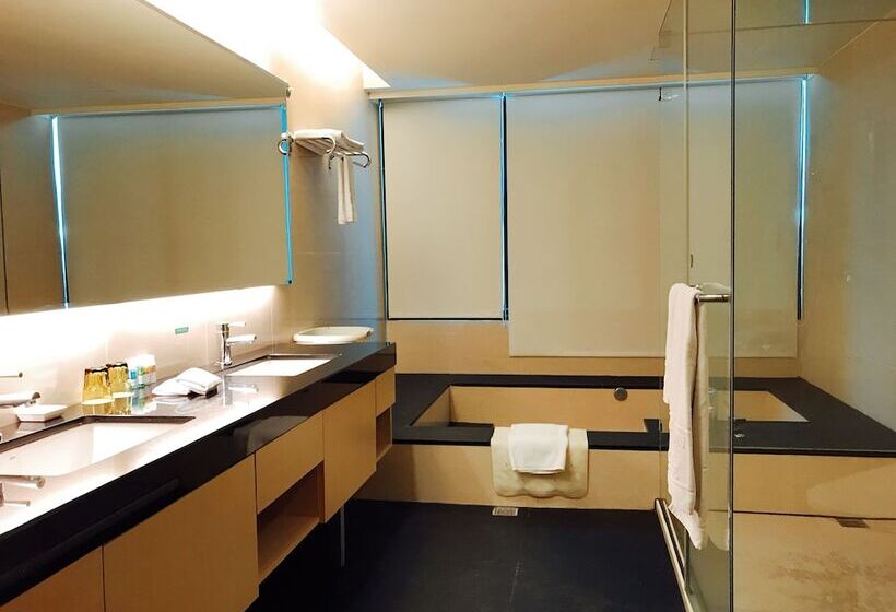 سوییت, Golden Tulip Zhong Xin Hotel Taichung