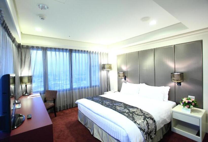 Superior Szoba, Golden Tulip Zhong Xin Hotel Taichung