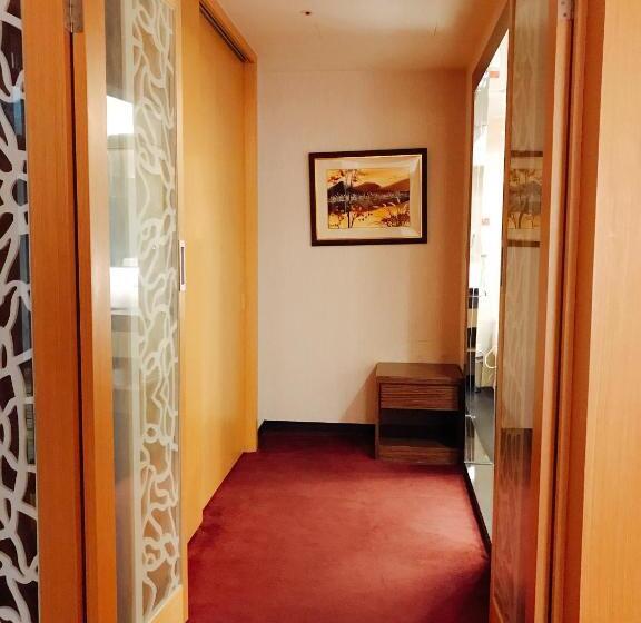 سوییت, Golden Tulip Zhong Xin Hotel Taichung