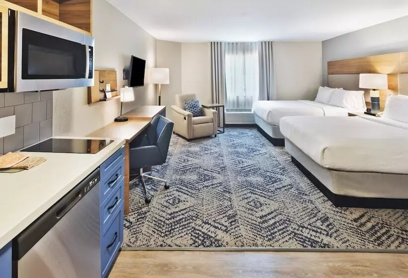 身障者適用スイートルーム, Candlewood Suites Eastchase Park, An Ihg