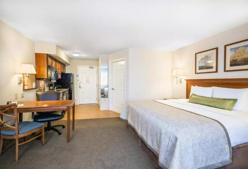 キングサイドベッドのスタンダードワンルーム, Candlewood Suites Pittsburgh Cranberry, An Ihg