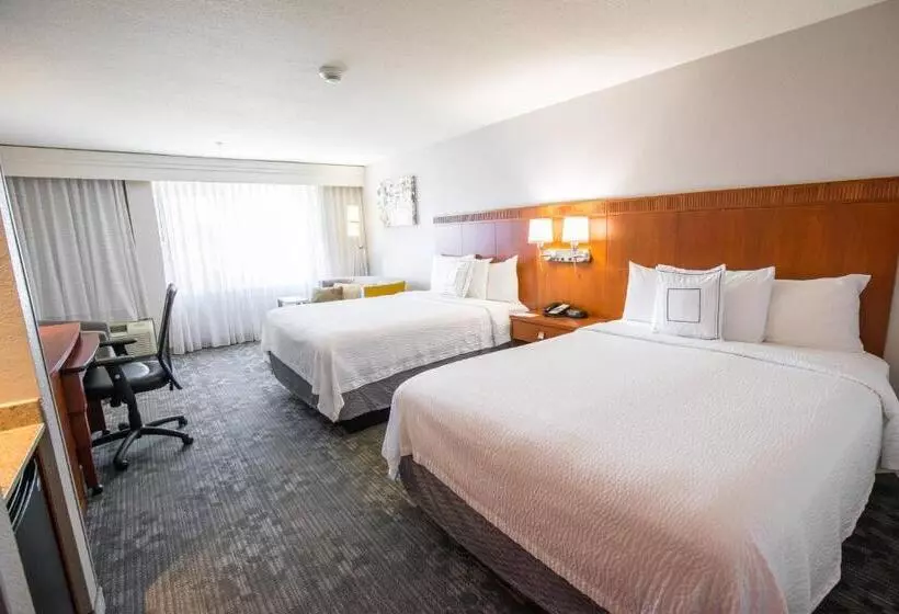 スタンダードルーム, Courtyard By Marriott Merced