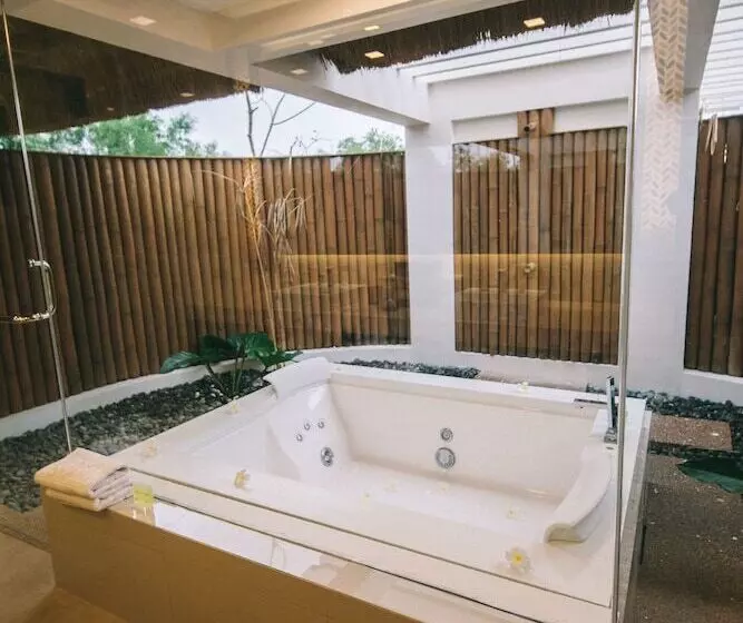 プール付き１ベッドルームヴィラ, Eskaya Beach Resort And Spa