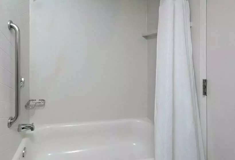 Standard-huone, Fairfield Inn Greensboro Airport