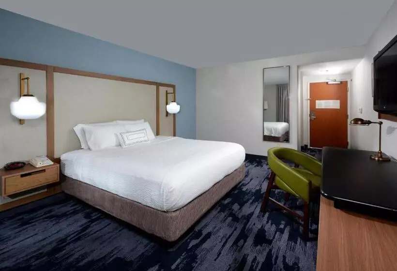 Standard-huone King-vuode, Fairfield Inn Greensboro Airport