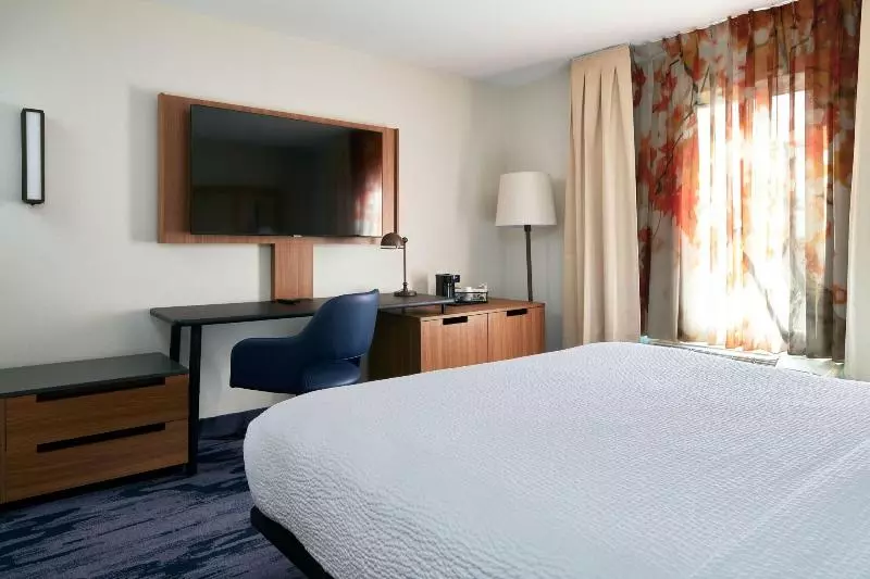 Standard-huone King-vuode, Fairfield Inn And Suites San Bernardino
