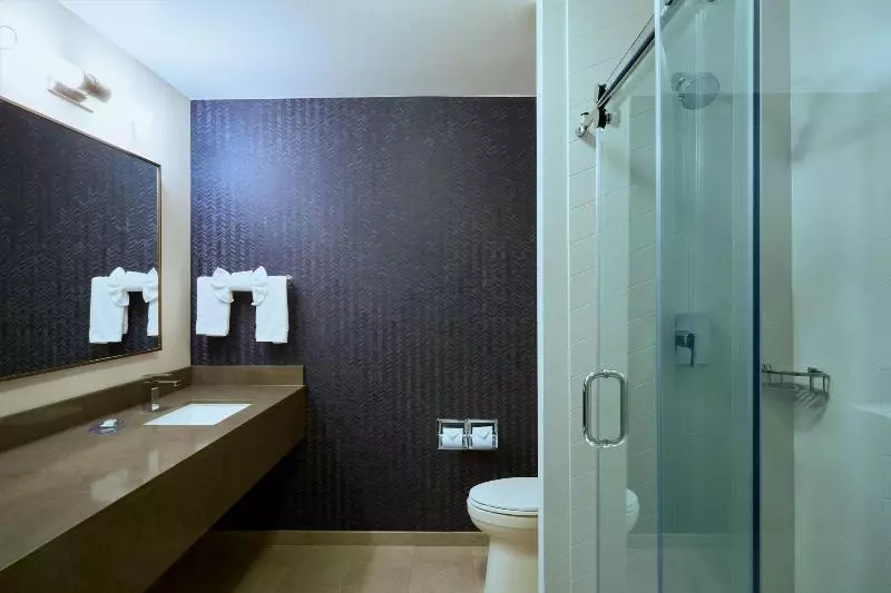 Standard-huone King-vuode, Fairfield Inn And Suites San Bernardino