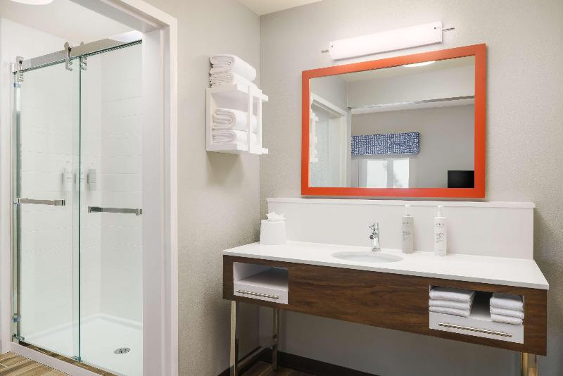 장애인을 위한 스탠다드 룸, Hampton Inn & Suites West Sacramento