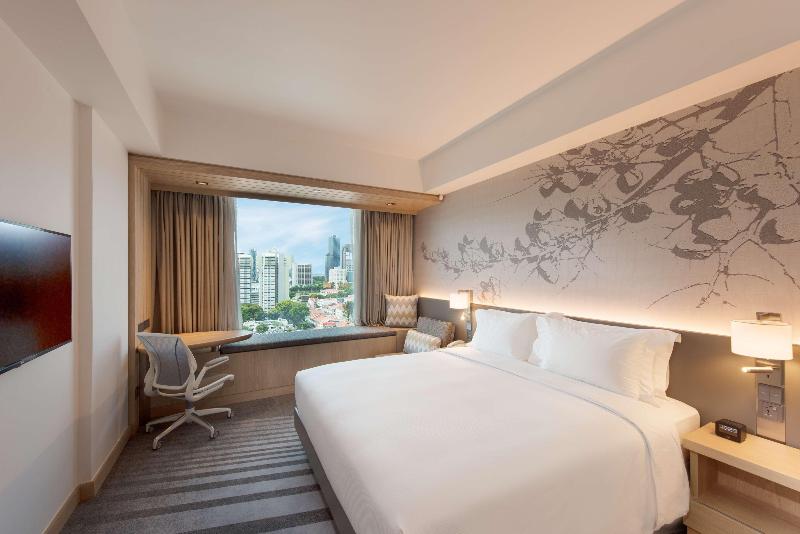 Deluxe Room King Bed & City View, Hilton Garden Inn Singapore Serangoon