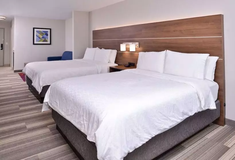 Sviitti, Holiday Inn Express Hotel & Suites Elgin, An Ihg