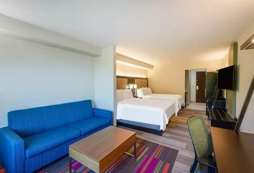 スイート, Holiday Inn Express Hotel & Suites Erie An Ihg