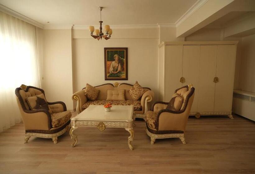 Полулюкс, Malabadi