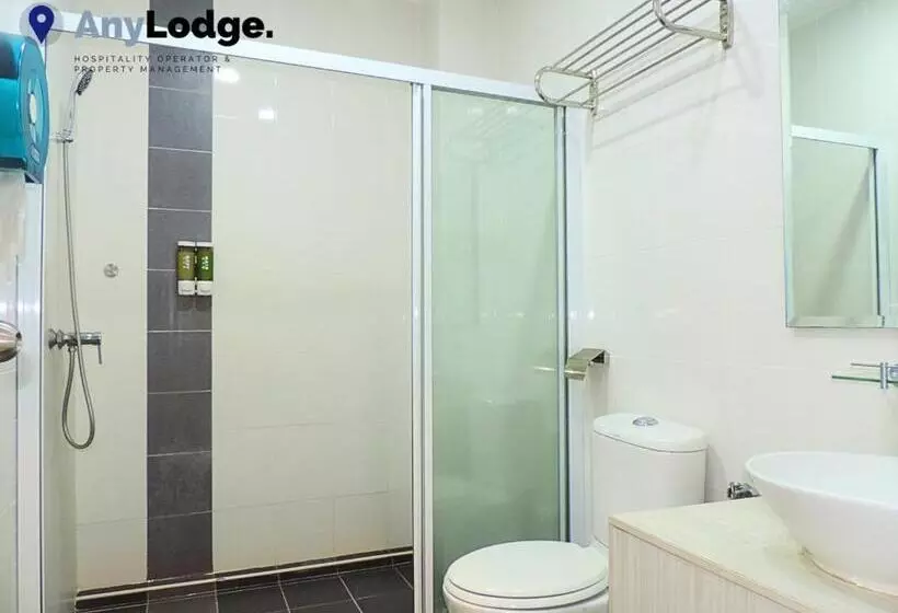 سوئیت با تخت بزرگ, Marina Island Pangkor Resort &