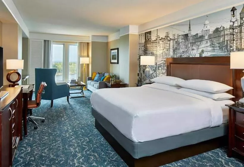 キングサイズベッドのジュニアスイート, Renaissance Montgomery Hotel & Spa At The Convention Center