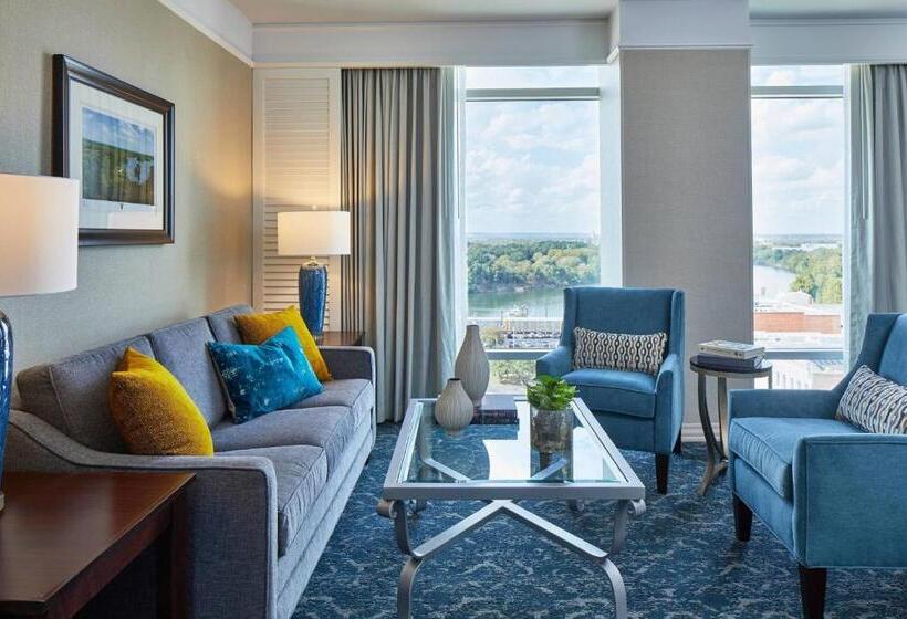 Президентский Люкс, Renaissance Montgomery Hotel & Spa At The Convention Center