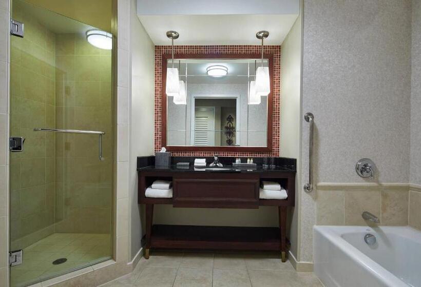Номер Стандарт, Renaissance Montgomery Hotel & Spa At The Convention Center