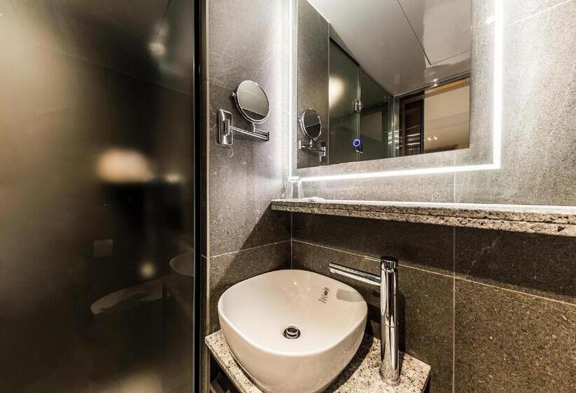 디럭스 룸, Incheon Airport Hotel Seattle