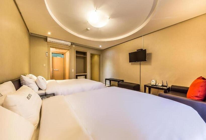 패밀리 룸, Incheon Airport Hotel Seattle