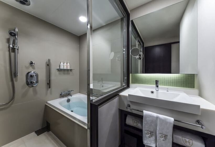 디럭스 룸, The Royal Park Hotel Kyoto Sanjo